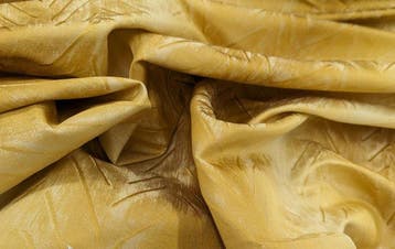 Fendi Casa tessuto Berenice in misto seta by Luxury Living
