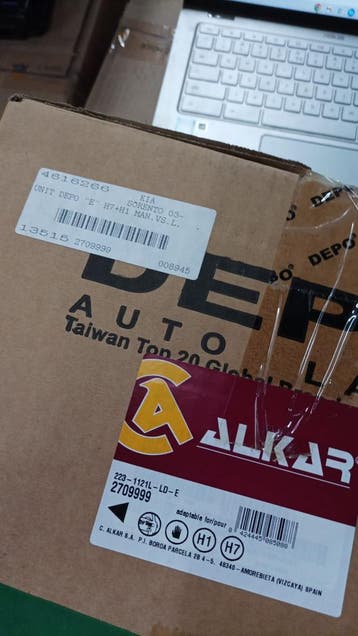 Abakus Koplamp Links Kia Sorento - Tweedekansje | OP=OP, Ophalen of Verzenden, Nieuw, Kia