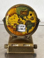 Eeuwigdurende kalender - Perpetual Globe Kalender uit de, Antiek en Kunst