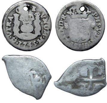 Spanje. Felipe V - Carlos II. Medio Real Lote compuesto por
