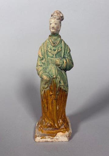 Oud-Chinees, Ming-dynastie Terracotta Dienaar Mingqi - 17.5