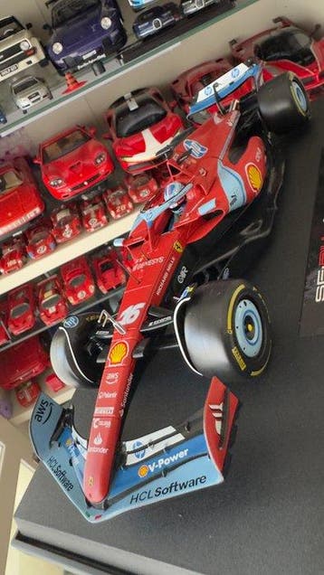 Bburago - Modelauto - Charles Leclerc Ferrari SF-24 #16 - 3e, Hobby en Vrije tijd, Nieuw