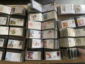 Wereld 1944/2008 - Gevarieerde verzameling FDCs in 18, Gestempeld