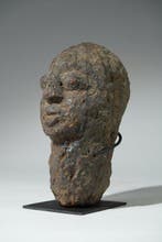 Een terracottahoofd - Hoofd - Lobi - Burkina Faso (Zonder