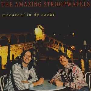 cd - The Amazing Stroopwafels - Macaroni In De Nacht, Cd's en Dvd's, Cd's | Overige Cd's, Zo goed als nieuw, Verzenden