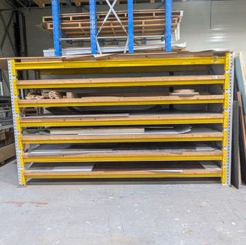 Legbordstelling met inhoud, Nieuw