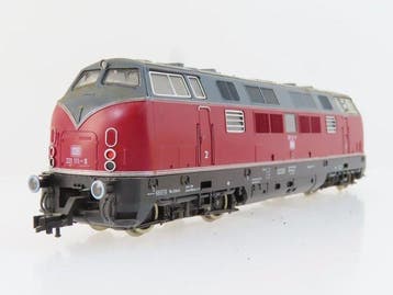 Fleischmann H0 - 4235 - Diesellocomotief (1) - BR 221 - DB, Hobby en Vrije tijd, Modeltreinen | H0, Nieuw