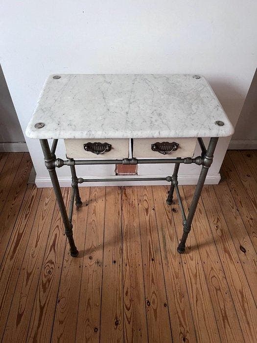 Tafel - Marmer, Hout, Staal - kaptafel, Antiek en Kunst, Curiosa en Brocante