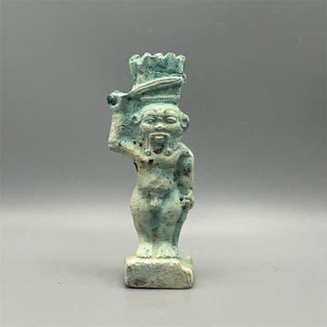 Replica van het oude Egyptische Standbeeld van de goddelijke