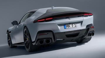 Dit betreft een Ferrari 12Cilindri Carbon Novitec kofferbak, Verzenden