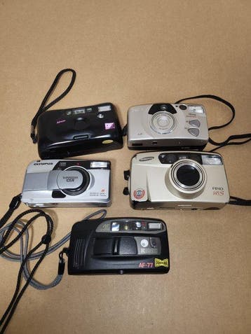 Olympus, Samsung, Canon, Ricoh Superzoom 105R et autres |, Nieuw
