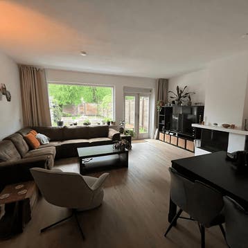 Huis in Apeldoorn gevonden voor €1850,- pm, Huizen en Kamers, Apeldoorn