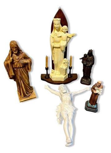 Set van 5 religieuze beeldjes (5) - Antiek - Hars, Gips,