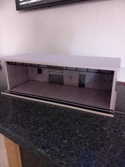 1:64 - Modelauto (6) - Lot garage + 5 Mitsubishi Lancer, Hobby en Vrije tijd, Modelauto's | 1:5 tot 1:12