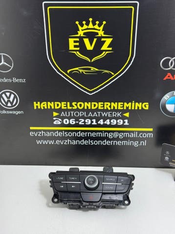 Ford C-Max 1.0i radiobedieningspaneel bj.2017, Gebruikt, Ford