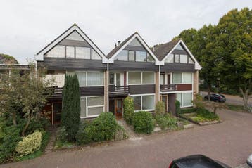 Te huur: Huis Boomkleverlaan in Bussum, Noord-Holland, Bussum