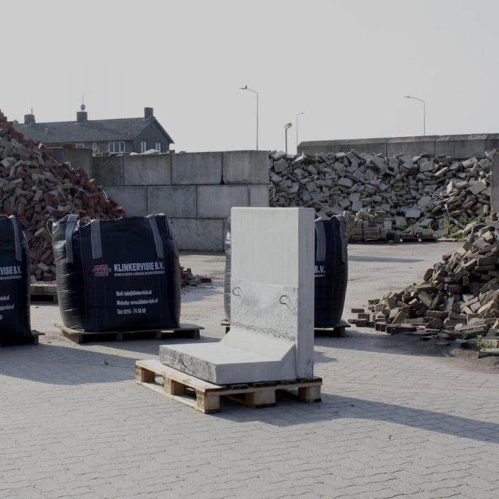 Profi- Keerwand grijs 105 cm hoog, 49 cm Lang, ca.64-70 c..., Tuin en Terras, Bielzen en Borders, Nieuw, Ophalen of Verzenden