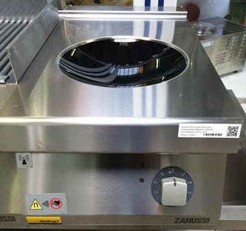 Occasion Showroommodel Zanussi inductie wok, Zakelijke goederen, Horeca | Keukenapparatuur, Ophalen, Gebruikt, Overige typen