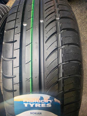 175/65r14C 90/88T Nokian 2 stuks nieuwe banden, Ophalen, 14 inch, 175 mm, Nieuw
