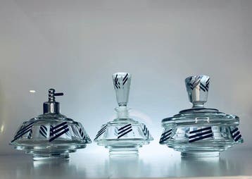 Art Deco Toiletset (3) - karl palda - Kristal, Emaille -