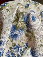 Vijf meter. Dubbele breedte. Geprinte stof met romantische, Antiek en Kunst