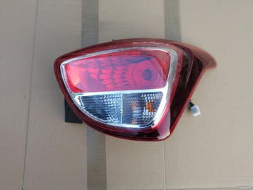 Hyundai I10 Lift 16-19 rechter achterlicht, Auto-onderdelen, Verlichting, Verzenden, Gebruikt
