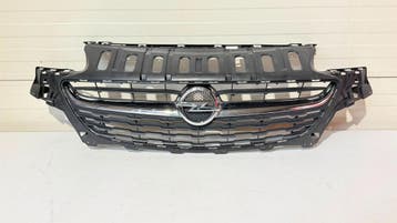 Opel Corsa E Grille 39003576, Ophalen, Gebruikt, Voor, Opel