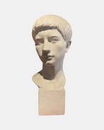 sculptuur, Busto di Lucie Cesear - 50 cm - Gips