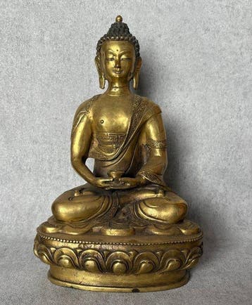 Amitabha Boeddha 30.5 cm / 4.2 kg - Verguld brons - Azië
