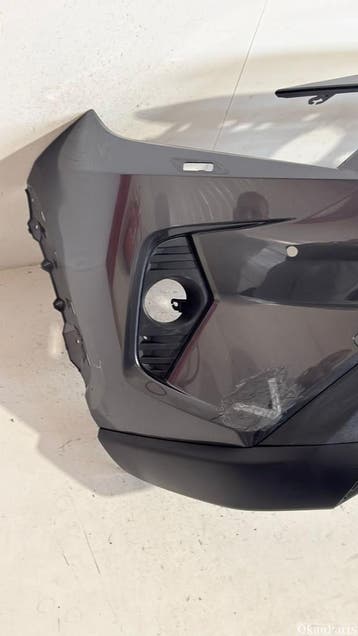 Toyota Rav4 V voorbumper 2119-42B20, Auto-onderdelen, Ophalen, Gebruikt, Voor, Bumper