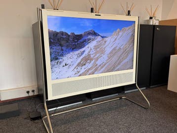 Sale! - BeoPlay V1-40 wit, Beovision, Bang en Olufsen, Audio, Tv en Foto, Televisies, LCD, Zo goed als nieuw, 100 cm of meer, Full HD (1080p)