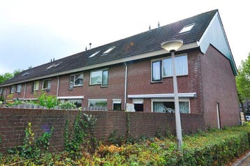 Te huur: Huis Batenstein in Alphen aan den Rijn, Huizen en Kamers, Huizen te huur, Alphen aan den Rijn, Zuid-Holland