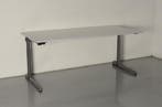 Ahrend 500 bureau, lichtgrijs blad, 180 x 80 cm, hoogte, Ophalen of Verzenden, Nieuw