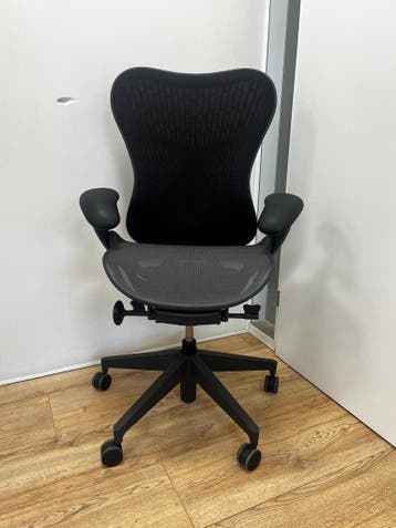 Herman Miller Mirra 2 Graphite Butterfly - Full Option!, Verzenden, Zwart, Zo goed als nieuw, Bureaustoel