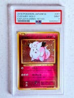 Pokémon - 1 Graded card - Clefairy 061/087 Foil, First, Hobby en Vrije tijd, Verzamelkaartspellen | Pokémon, Nieuw