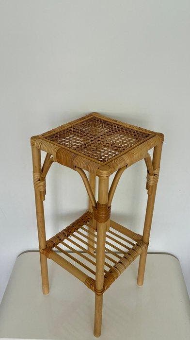 Plantentafel - Rattan, Bamboe - Rotan plantenstandaard, Antiek en Kunst, Curiosa en Brocante