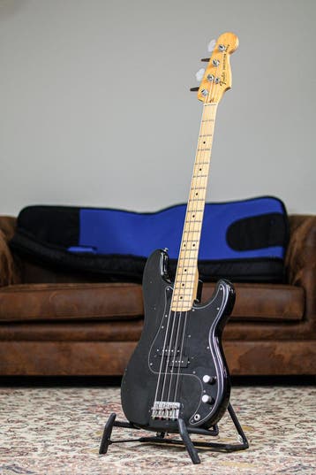 Fender Precision Bass 1979 | Black, Muziek en Instrumenten, Nieuw