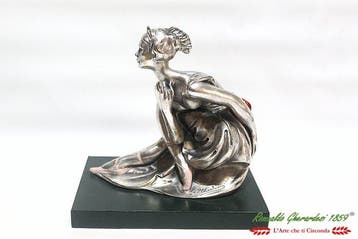 Giuliano Ottaviani - sculptuur, Ballerina in posta