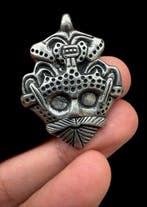 Het gezicht van Odin: hanger Grimnir – Analyse en, Antiek en Kunst