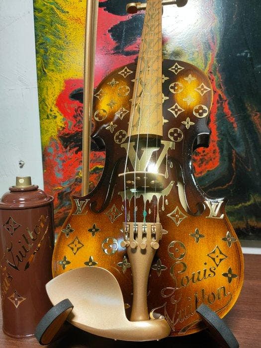 fp pop art - Louis Vuitton Violon (60cm) et Capsule luxury, Antiek en Kunst, Kunst | Designobjecten
