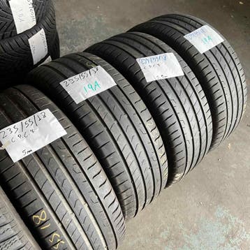 4 x Continental 235-55-18 Zomerbanden 5,5mm, Auto-onderdelen, Banden en Velgen, 18 inch, Gebruikt, Ophalen of Verzenden, 235 mm