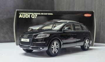 Kyosho 1:18 - Modelauto - Audi Q7 4.2FSI, First Generation, Nieuw
