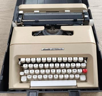 Mario Bellini - Olivetti, Lettera 35 - Typemachine -