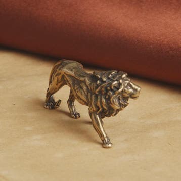 Majestueuze Miniatuur Leeuwenkoning - Vintage Koperen Beeldj, Verzenden, Nieuw in verpakking