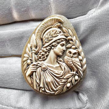 Griekse mythologie: Athena en haar heilige uil – replica in