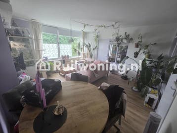 Zaandam, netjes onderhouden appartement met 4 kamers, 70 m², Amsterdam