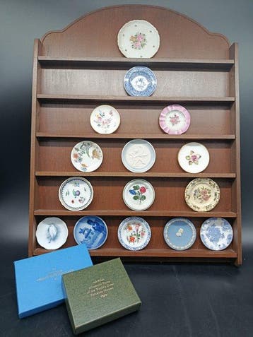 Bord - Exklusives Miniatur Sammelteller Set – Porzellan