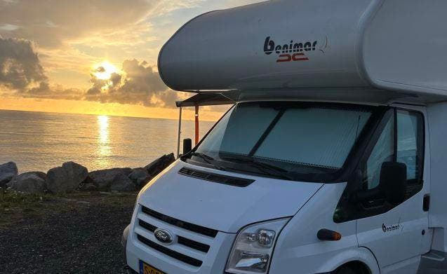 5 pers. Benimar camper huren in Eindhoven? Vanaf € 150 p.d., Caravans en Kamperen, Verhuur