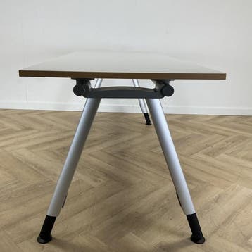 Haworth in hoogte verstelbare tafel 200x80 cm, licht grijs, Ophalen of Verzenden, Gebruikt, Bureau