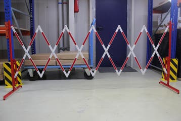 Harmonicahek  -  Wit & Rood  -  x 3600 mm  -  Binnen &, Verzenden
